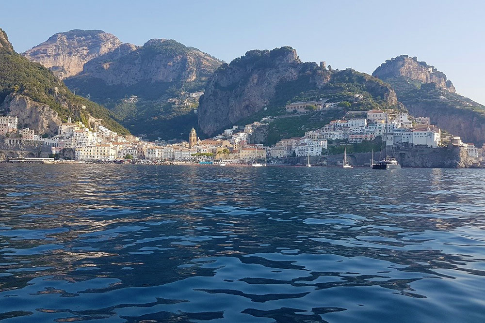 Transfer from Sorrento to the Amalfi Coast (or viceversa)