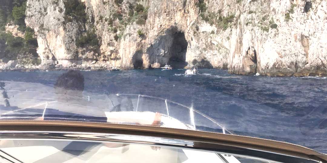 Trasferimenti in Barca da Amalfi a Capri